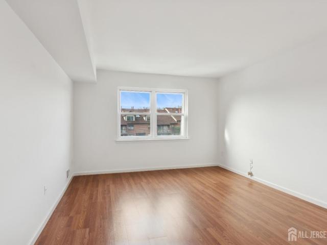 124 Beverly Hill Terrace J