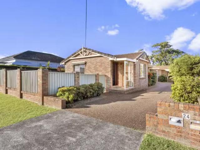1/24 Broonarra Street, The Entrance House for rent Listed by.