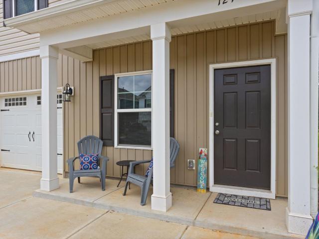 124 Brown Circle