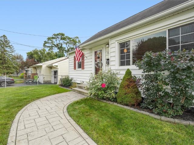 124 Drexler Avenue S