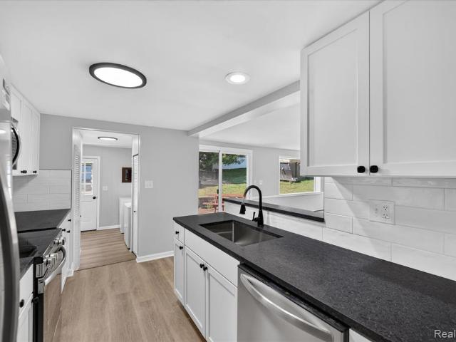 124 E Lafayette Street