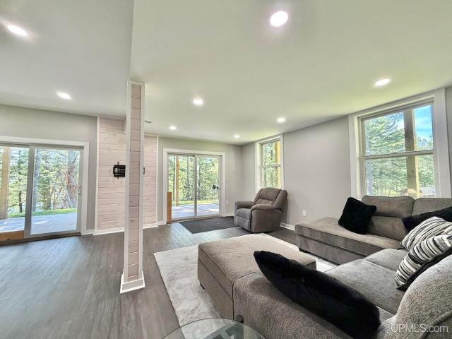 124 E Stager Lake Drive