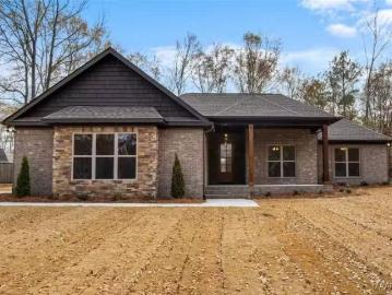 124 FAWN DR, CLANTON, AL 35045