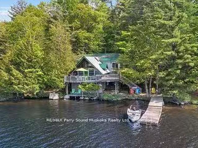 124 Healey Lake Water, The Archipelago Archipelago South, ON.