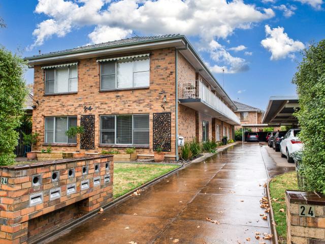 1/24 Highbury Grove, Kew VIC 3101 Apartment For Rent | Domain