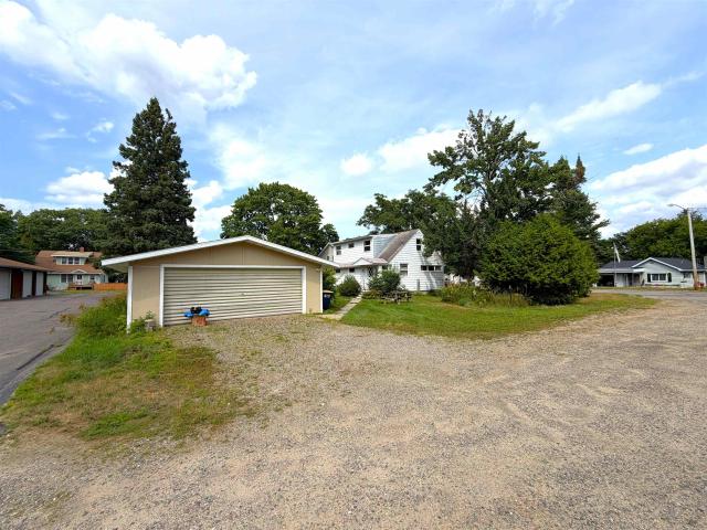 124 Highview Parkway