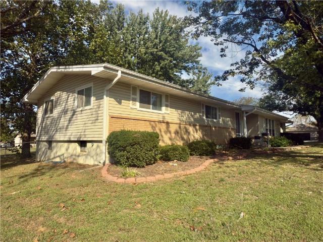 124 Hillcrest Drive