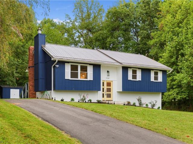 124 Oak Ridge Drive