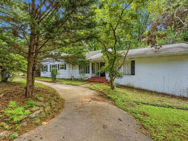 124 Orchard Circle