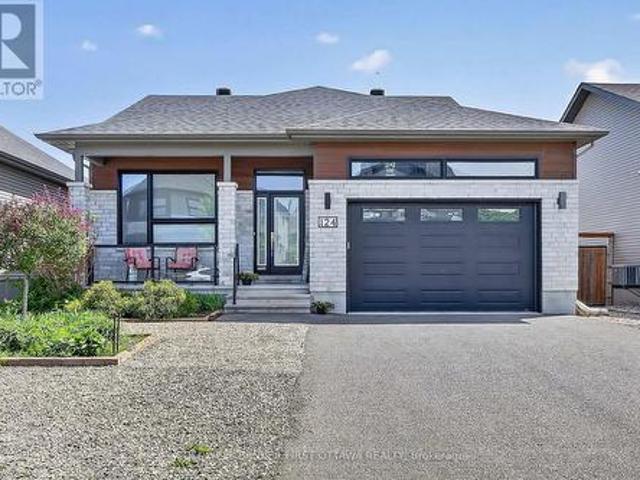 124 Lyon Street, Russell, ON, K0A 1W0 house for sale | Listing ID X13735 | Royal LePage