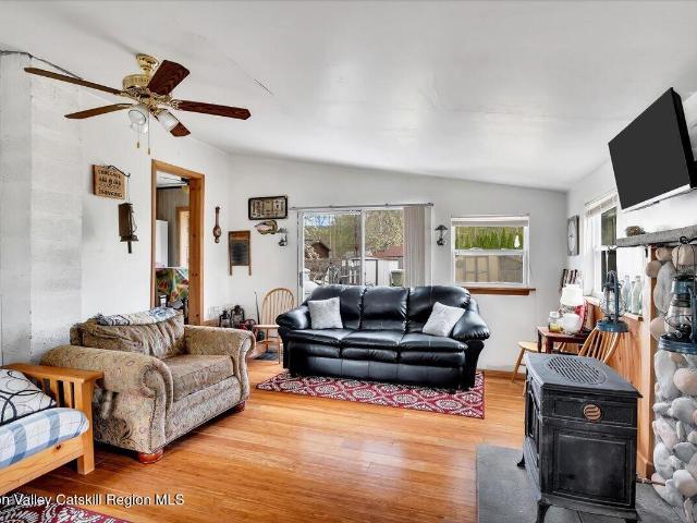 124 Mohawk Avenue