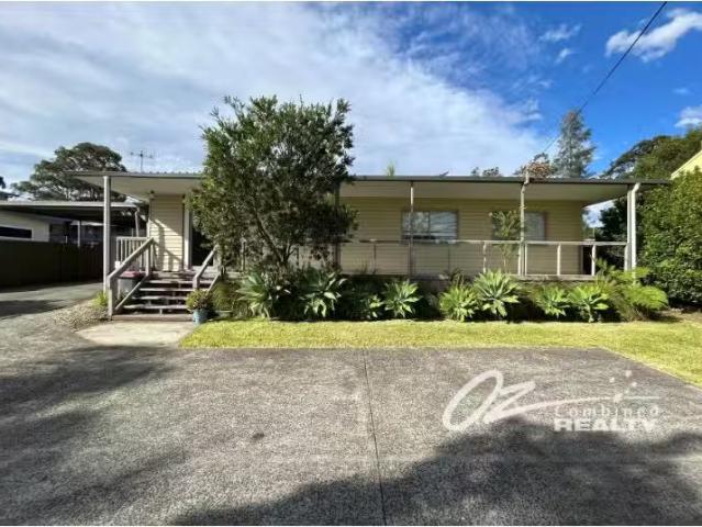 124 Macleans Point Street, Sanctuary Point House for rent Lis.