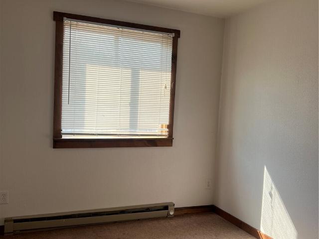 124 Main St