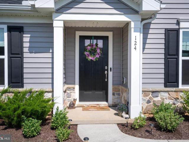 124 Marshall Boulevard