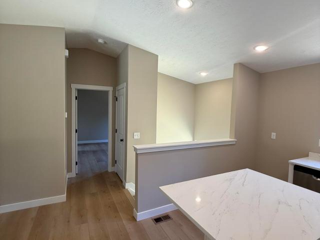 124 Meadow Lane