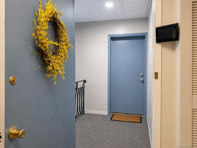 124 New Holland Village