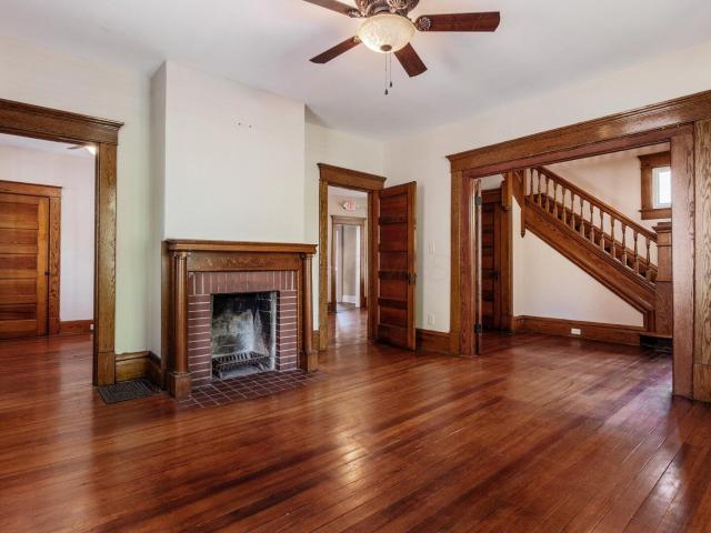 124 S Pearl Street