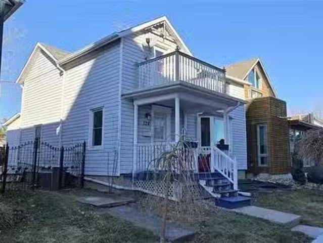 124 South Street, Gananoque, ON, K7G 1A2 house for sale Lis.