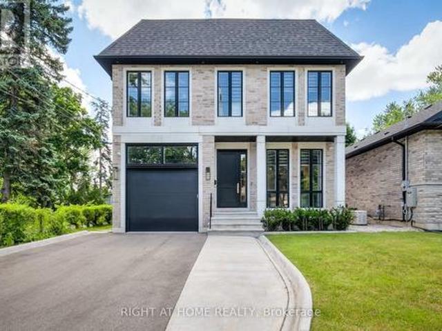 124 Shaver Avenue N, Toronto, ON, M9B 4N8 house for sale | Listing ID W13245 | Royal LePage