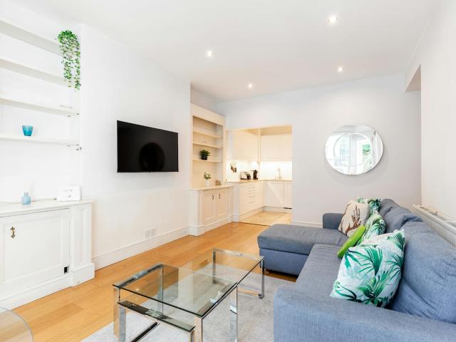 124 Sinclair Road, London, W14 0NL, United Kingdom | 1 bed apartment for rent #168805922 | Rentberry