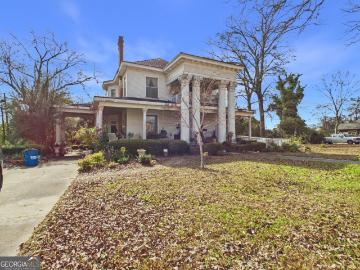 124 Phillips Street