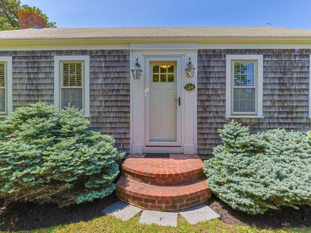 124 Pleasant Street
