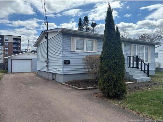 124 Redmond St, Moncton, NB, E1A 3J7 house for sale | Listing ID NB133974 | Royal LePage