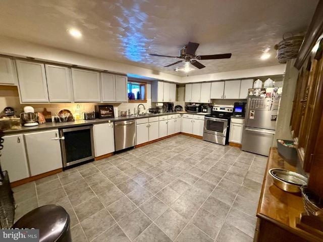 124 Reimer Lane