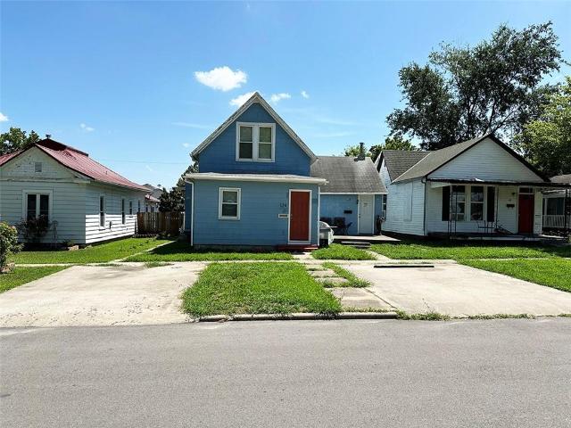 124 W 3rd Avenue