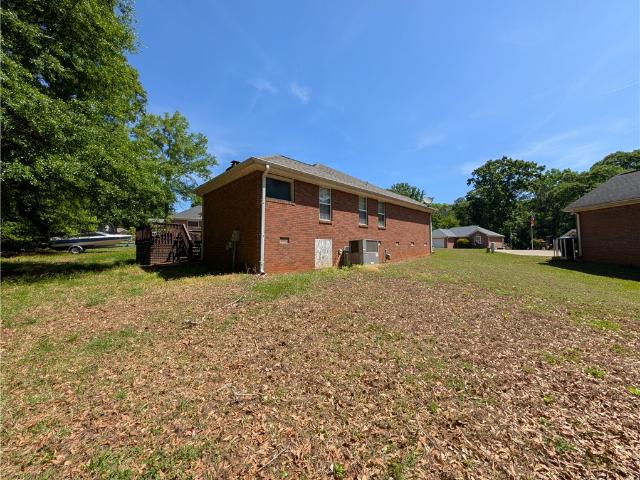 124 Woodbridge Court