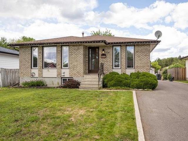 124 Welland Street, Thunder Bay, ON, P7A 7T6 house for sale | Listing ID TB2601 | Royal LePage