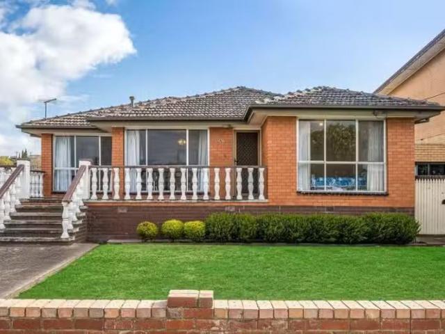 124 Vines Road, Hamlyn Heights, VIC 3215 House for Rent