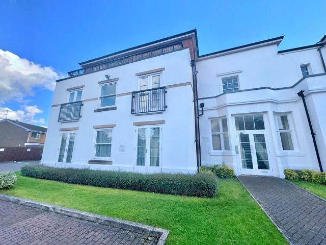 124E Merridale House, Compton Road, Wolverhampton, WV3 9QB