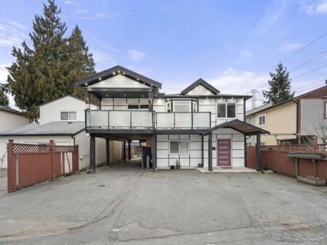 1254 A Avenue, Surrey, BC, V3W 8P2 house for sale | Listing ID R3088 | Royal LePage