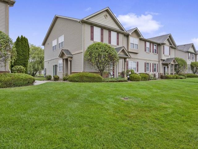1254 Primrose Ln, Schererville, IN 46375