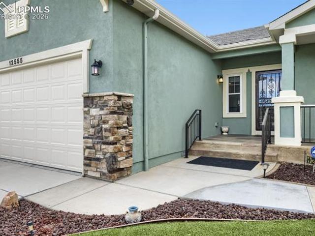 12555 Handles Peak Way