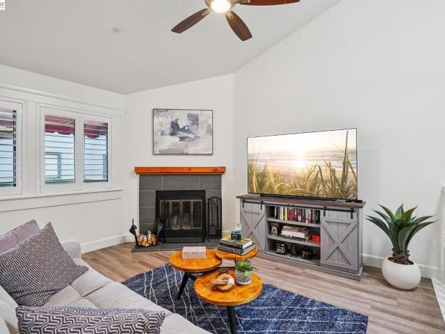 1255 N Los Robles Ave, Unit 9, Pasadena, CA 91104 | MLS #41127