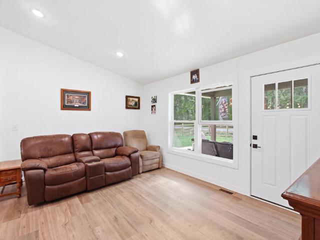 1255 Franklin Loop