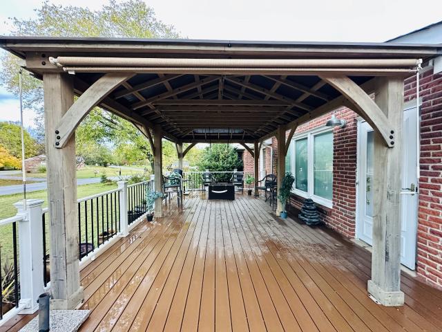 1255 Hillwood Dr