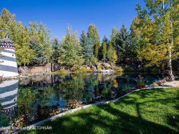 1255 Lost Creek Rd, Thayne, WY 83127 | MLS #26 509