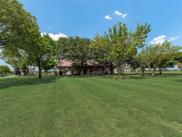 1255 Vineyard Rd, Gunter, TX 75058 | MLS #21274