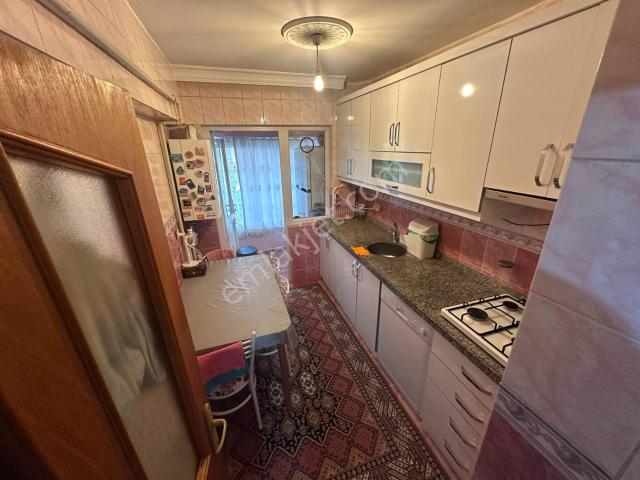 1256 Keçiören Anavatan Caddeye Yakın 3+1 Giriş Kat Satılık Kök Tapu Daire