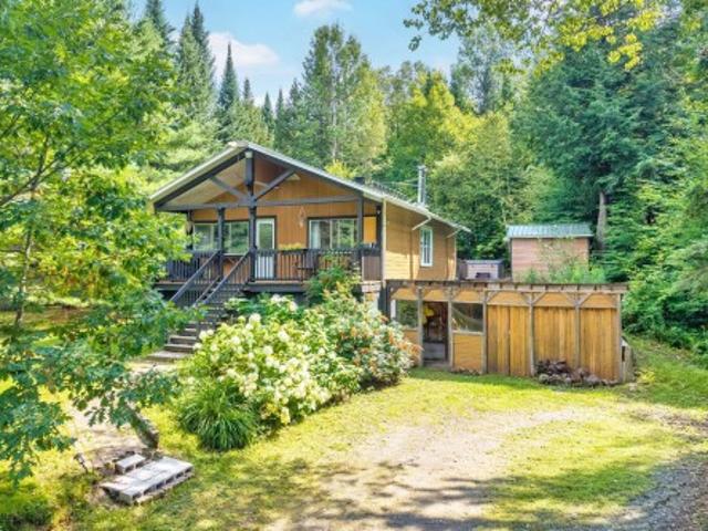 12571 Ch. Du Lac Labelle, QC, J0T 1H0 house for sale | Listing ID 14241 | Royal LePage