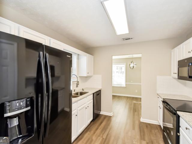 1257 Heritage Drive