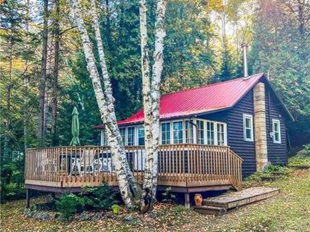 1257 Paint Lake Road, Dorset, ON, P0A 1E0 house for sale | Listing ID 40862 | Royal LePage