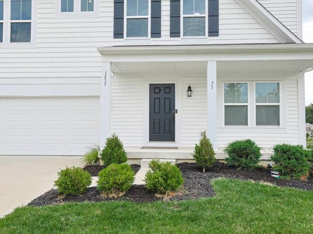 1257 Soaring Way