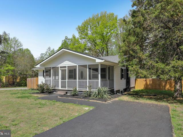 1257 White Oak Rd, Fredericksburg, VA 22405 | MLS #VAST2048