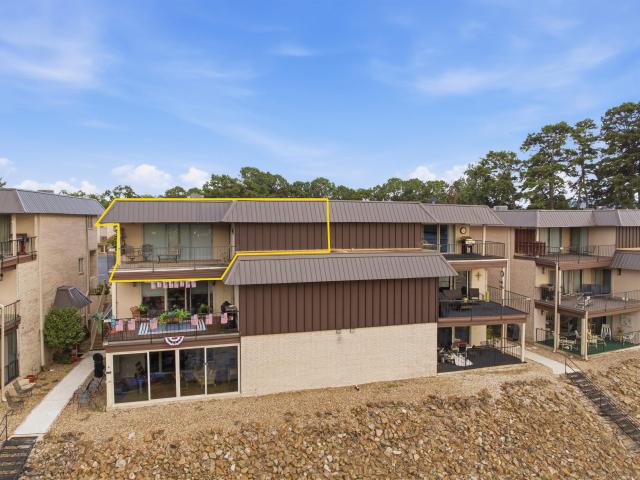 1250 Twin Points Road