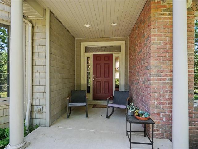 1250 Woodsview Drive
