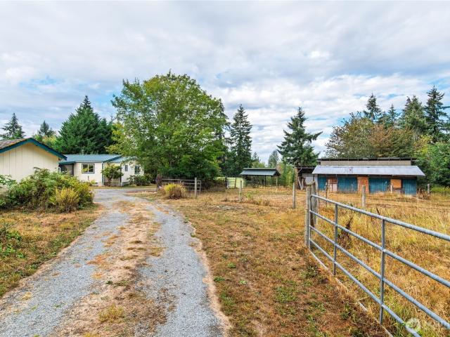 12517 Kapowsin Highlands Drive E